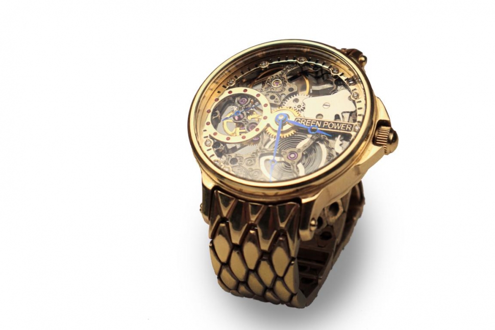Золотые часы инкрустированные бриллиантами Green Power 